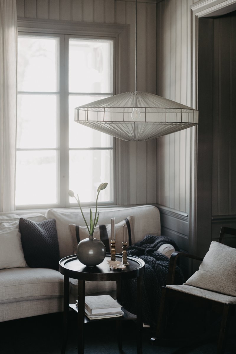 Alba Lampenschirm Ohne Aufhängung Ø78 Grün hängelampe Von Alde & Lind - Alba kann je nach Lampe, mit der Sie ihn kombinieren, als Deckenpendel oder Deckenleuchte verwendet werden.