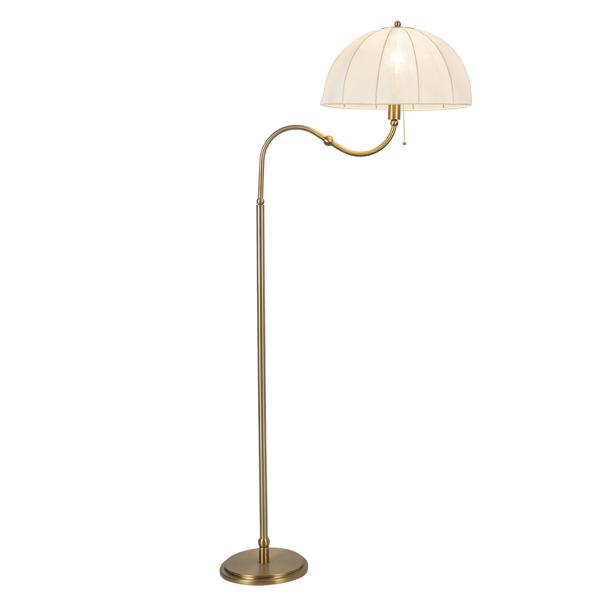 Crosby Gebürstetes Gold stehlampe Von Elstead Lighting - Der gew&ouml;lbte Schirm aus d&uuml;nnem, leichtem Stoff l&auml;sst das Licht angenehm durch und sorgt f&uuml;r ein warmes, sanftes Licht.