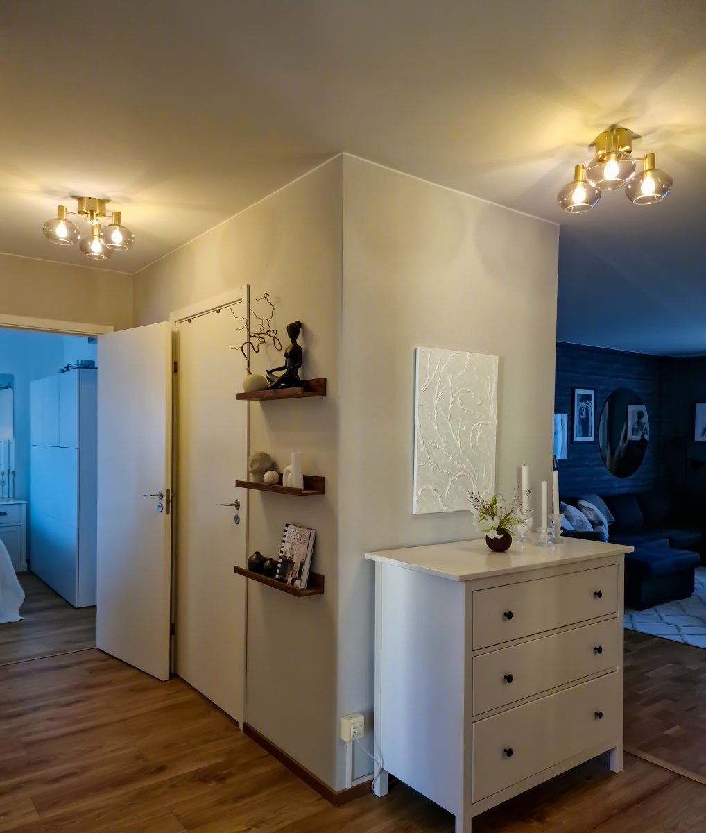 Bell Ø42 Messing deckenleuchte Von Aneta Lighting - Bell schafft perfekt Atmosph&auml;re in Wohn- und Esszimmern und wird zum stilvollen Mittelpunkt Ihrer Inneneinrichtung.