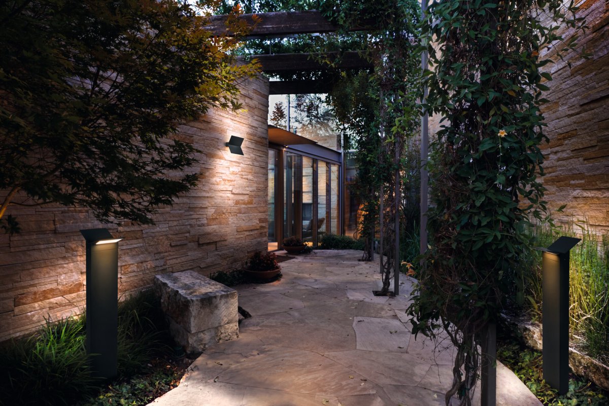 Bat Dunkelgrau außenlampe Von Ledvance - Bat&nbsp;&auml;r idealisk f&ouml;r att framh&auml;va din fasad eller uteplats och ger en unik och stilfull belysning f&ouml;r b&aring;de privata och offentliga milj&ouml;er.