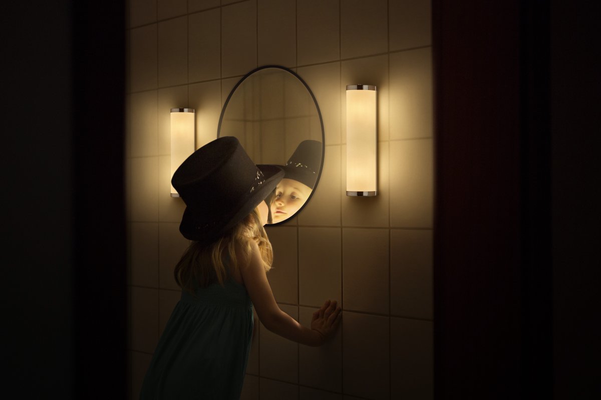 Classic Cylinder 32cm Chrom badezimmerlampe Von Ledvance - Classic Cylinder &auml;r en modern badrumslampa med klassisk design och g&ouml;r sig utm&auml;rkt i offentliga milj&ouml;er.