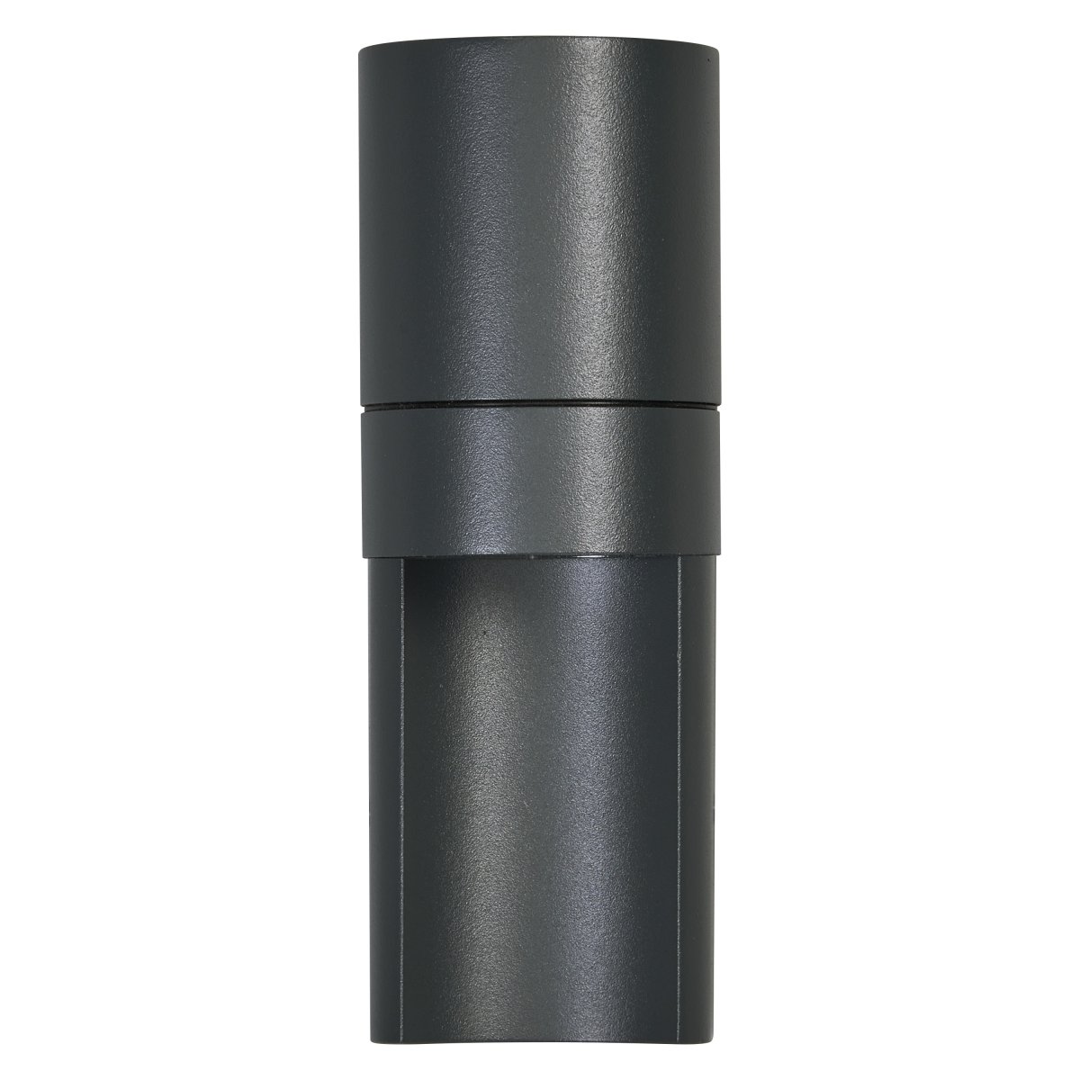 Isidor Dunkelgrau außenlampe Von Ledvance - Med IP65-klassning &auml;r den helt skyddad mot damm och vatten, vilket g&ouml;r den perfekt f&ouml;r b&aring;de privata och offentliga utrymmen.