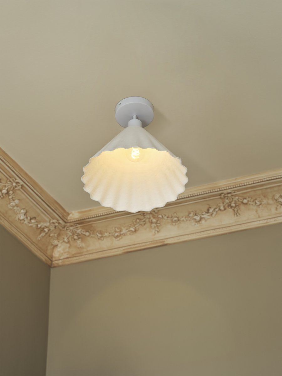 Pulp Ø30 Weiß deckenleuchte Von Ledvance - Der dekorative Papierschirm sorgt f&uuml;r eine angenehme Lichtverteilung im Raum.