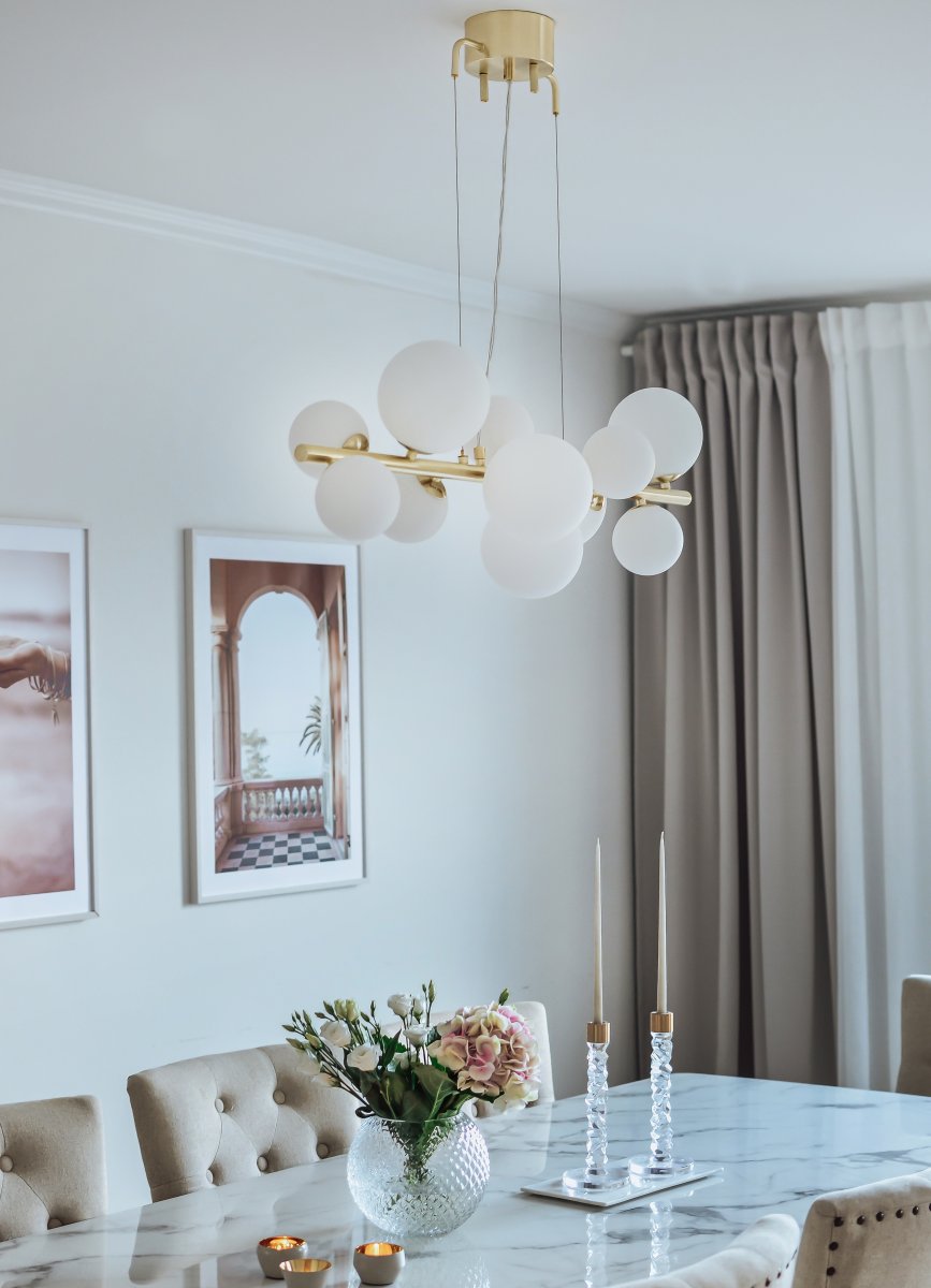 Molekyl 85cm Mattes Messing hängelampe Von Aneta Lighting - 11 x 25 W G9, nicht im Lieferumfang enthalten.