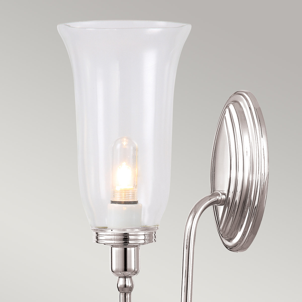 Blake 34cm Poliertes Nickel badezimmerlampe Von Elstead Lighting - Die Leuchte ist in mehreren Stilrichtungen und Glasausf&uuml;hrungen erh&auml;ltlich und wird mit den Oberfl&auml;chen Chrom poliert, Nickel poliert und Messing poliert angeboten.