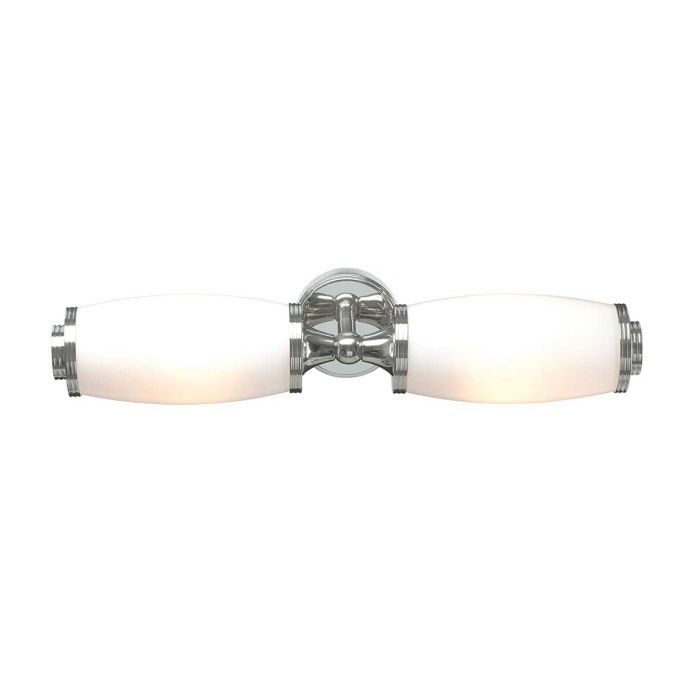 Eliot 47cm Poliertes Chrom badezimmerlampe Von Elstead Lighting - Die Opalglasschirme spenden ein sanftes und gleichm&auml;&szlig;iges Licht, das eine angenehme und exklusive Atmosph&auml;re schafft.