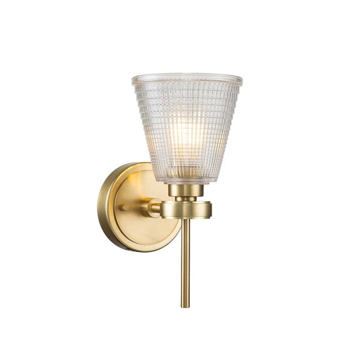 Gunnislake 13cm Gebürstetes Messing badezimmerlampe Von Elstead Lighting - Die Leuchte besteht aus Stahl mit geb&uuml;rsteter Messingoberfl&auml;che und verf&uuml;gt &uuml;ber einen klaren, strukturierten Glasschirm, der f&uuml;r ein gleichm&auml;&szlig;iges und blendfreies Licht sorgt.
