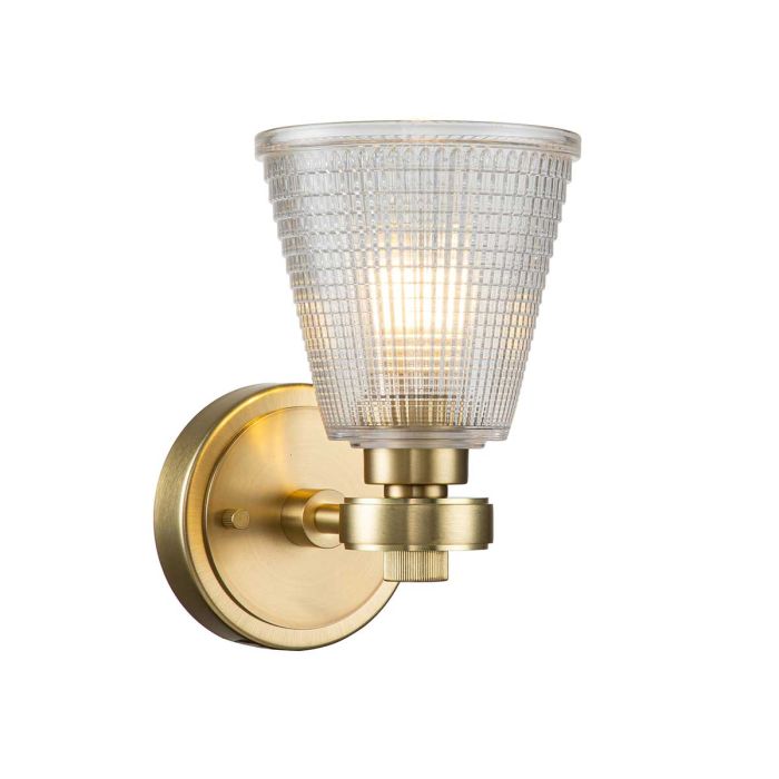Gunnislake 13cm Gebürstetes Messing badezimmerlampe Von Elstead Lighting - Die Leuchte besteht aus Stahl mit geb&uuml;rsteter Messingoberfl&auml;che und verf&uuml;gt &uuml;ber einen klaren, strukturierten Glasschirm, der f&uuml;r ein gleichm&auml;&szlig;iges und blendfreies Licht sorgt.
