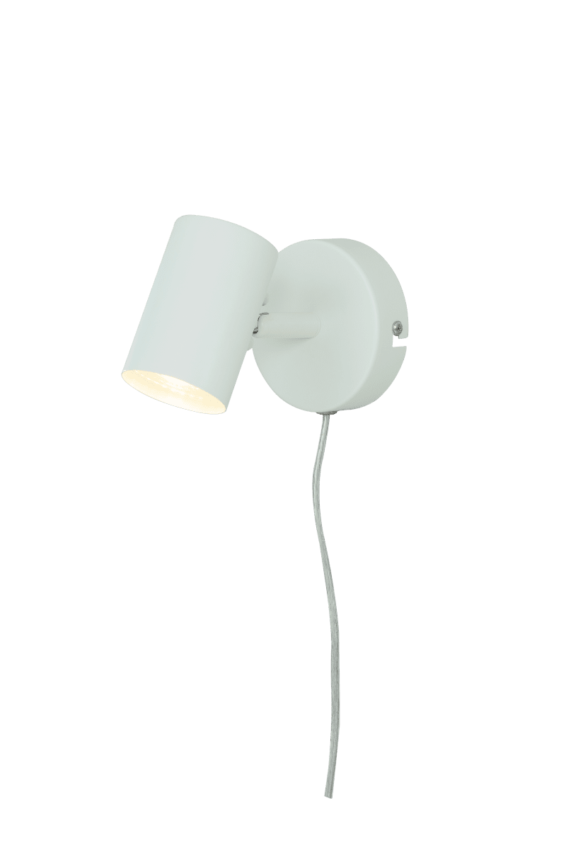 Hugin Weiß leselampe Von Aneta Lighting - Der praktische Strahler Hugin mit verstellbarem Leuchtenkopf eignet sich hervorragend als Nachttischlampe.