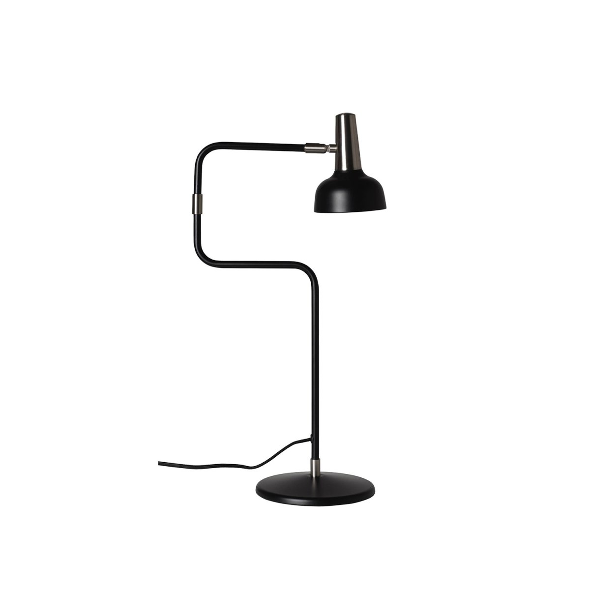 Zoombild von Ray 58cm Schwarz tischlampe Von CO Bankeryd - Die Tischleuchte Ray ist für die Platzierung neben dem Sofa oder einem Lieblingssessel, neben dem Bett oder im Home-Office konzipiert.