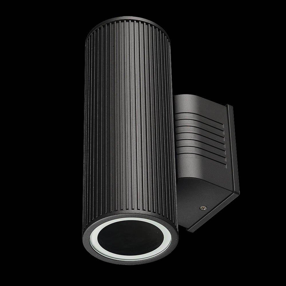 Wally Double Dunkelgrau außenlampe Von Designlight - Dank ihrer wetterfesten Lackierung und des zeitlosen Designs ist Wally eine zuverl&auml;ssige und langlebige L&ouml;sung f&uuml;r Ihre Fassadenbeleuchtung.