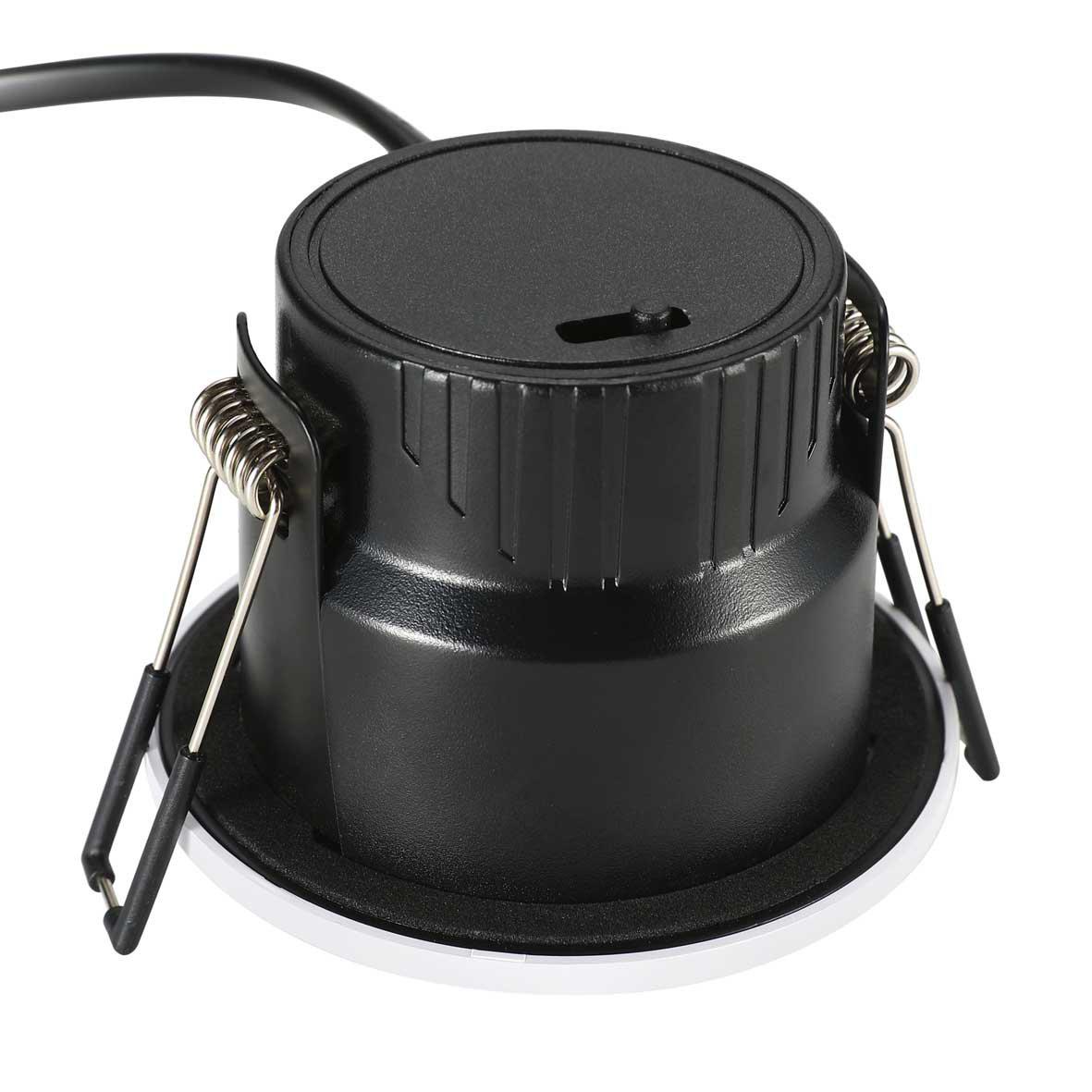 Cheapy 4CCT 4er-Pack Weiß Von Designlight - Die Cheapy-Leuchte ist nach IP65 zertifiziert und somit sicher für die Installation in Badezimmern und anderen Feuchträumen.