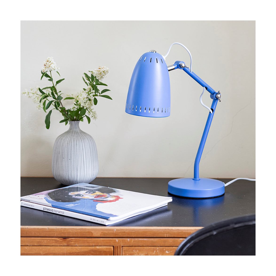 Dynamo 40cm Blau schreibtischlampe Von Superliving - Optimieren Sie Ihren Arbeitsplatz mit Dynamo &ndash; die perfekte Schreibtischlampe f&uuml;r Stil und Funktionalit&auml;t!