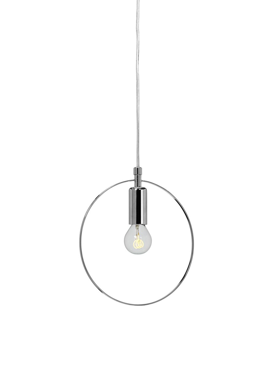 Spartan ringo Ø20 Chrom fensterlampe Von Cottex - Das runde Design vermittelt ein luftiges und elegantes Gefühl und hebt gleichzeitig die Lichtquelle hervor.