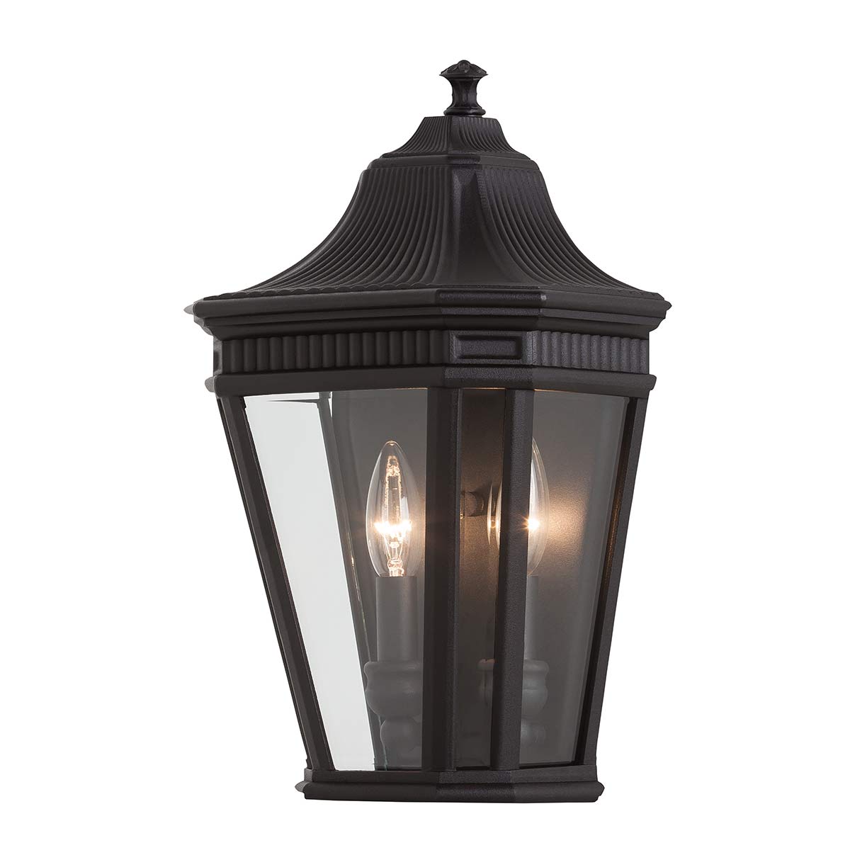 Cotswold Lane Schwarz außenlampe Von Elstead Lighting - Die Cotswold-Wandlampe hat ein klassisches Design, das an antike Gaslaternen erinnert, mit Details, die an architektonische Zierleisten erinnern.