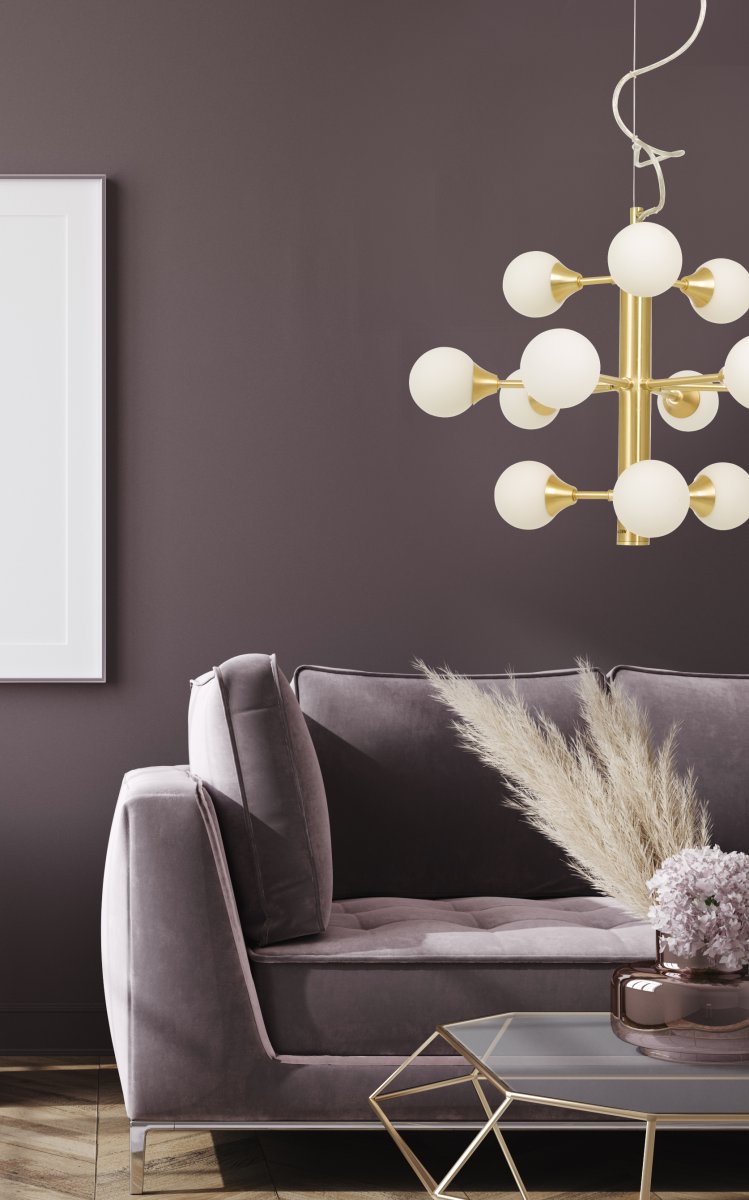 Cosmos Ø50 Mattes Messing hängelampe Von Aneta Lighting - Cosmos-Deckenleuchte aus matt messingfarbenem Metall mit 12 opalweißen Glasschirmen.