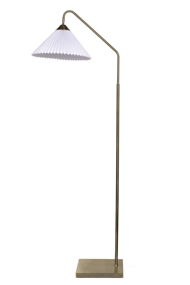 Nonna Antikmessing stehlampe Von Lampan - Der wei&szlig;e, plissierte Leinenschirm spendet ein sanftes und angenehmes Licht und eignet sich perfekt als Stimmungslicht oder Leselampe neben Sofa und Nachttisch.