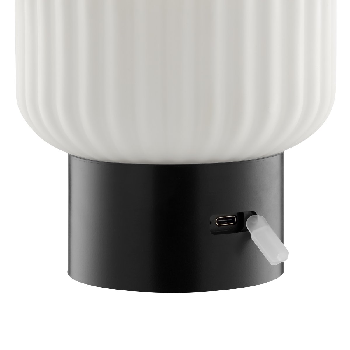 Sarastro 14cm Schwarz tragbare Von Brilliant - Sarastro ist eine tragbare und wiederaufladbare Lampe aus Glas und Kunststoff mit modernem Flair und stilvollem Design.