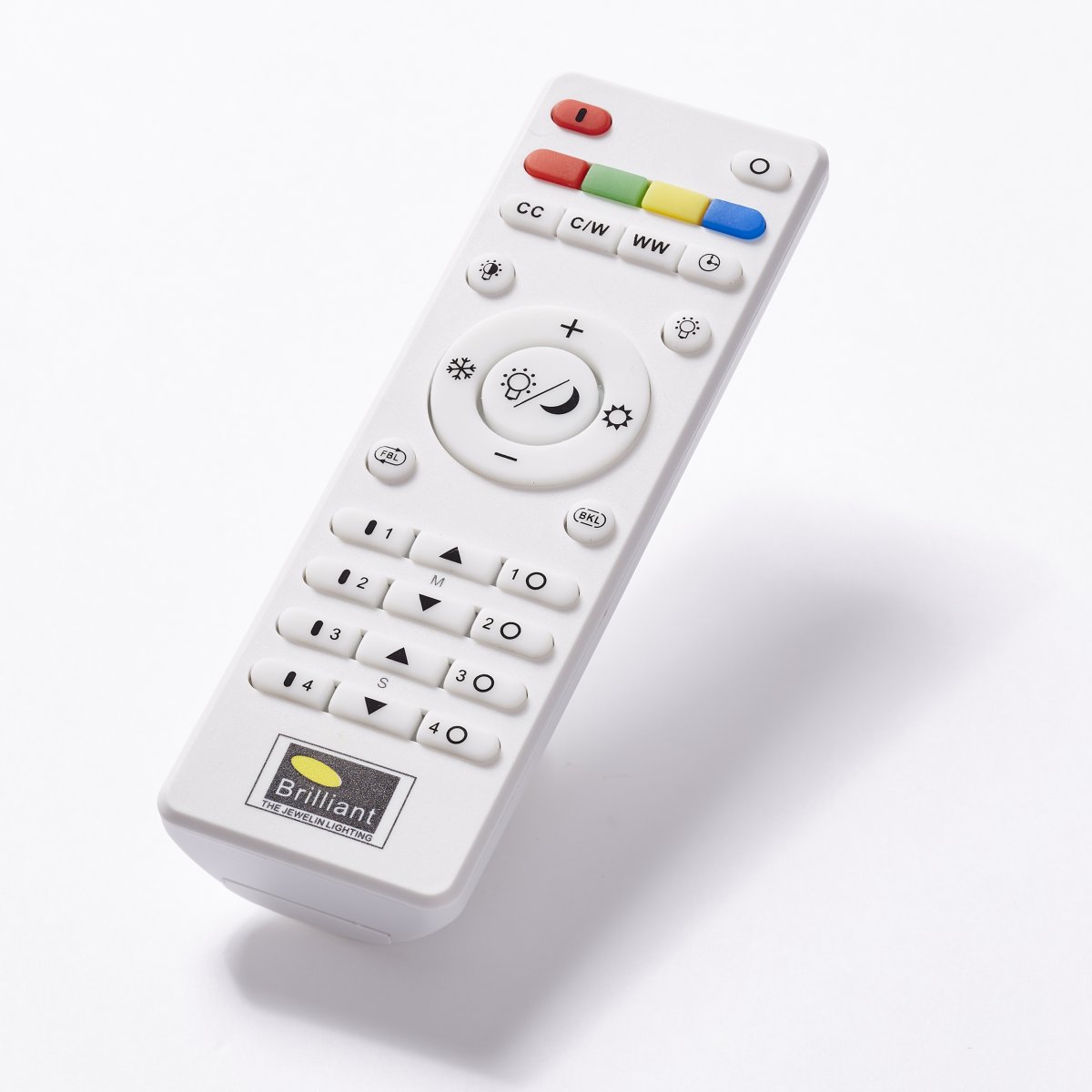 Lucian Ø40 Weiß deckenleuchte Von Brilliant - An der Decke befindet sich ein LED-Streifen, der je nach gew&uuml;nschter Stimmung Licht in verschiedenen Farben abgibt.