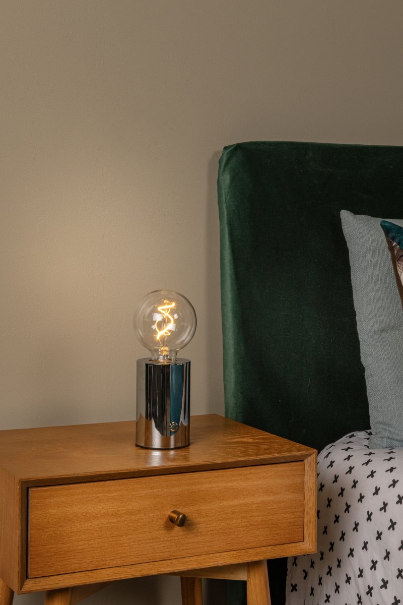Vivo 23cm Chrom tragbare Von Lucide - Die Tischleuchte Vivo ist eine tragbare und elegante Lampe, die sich perfekt f&uuml;r eine gem&uuml;tliche Stimmungsbeleuchtung eignet.