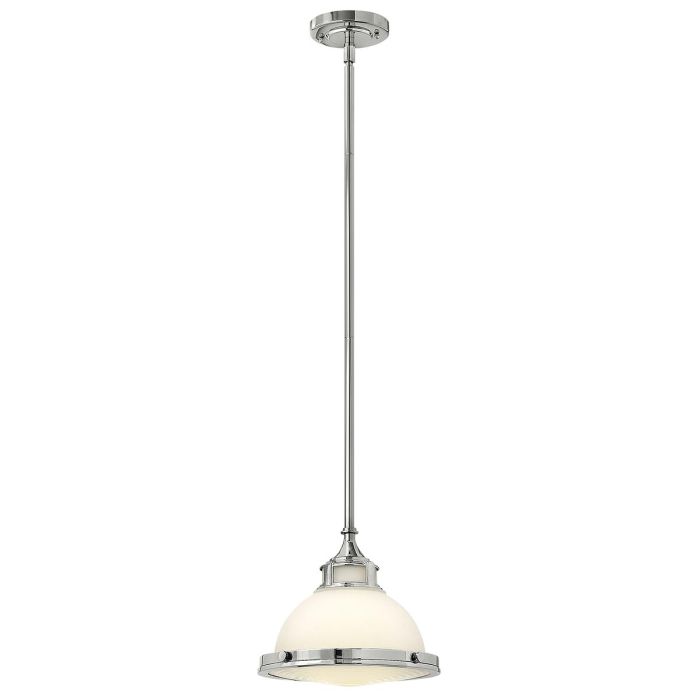 Amelia Ø30 Chrom hängelampe Von Elstead Lighting - Amelia har en klassisk pendeldesign som f&ouml;rnyar vintage-detaljer med ett gjutet glasf&auml;ste, en gjuten metallram samt framtr&auml;dande g&aring;ngj&auml;rn och sp&auml;nnen.