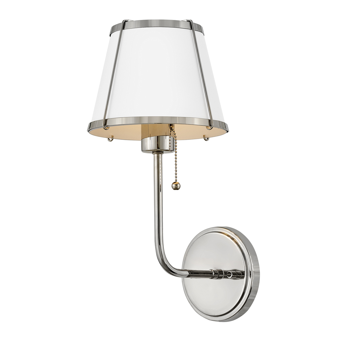 Clarke 40cm Nickel/Weiß wandlampe Von Elstead Lighting - Die elegante Wandleuchte Clarke ist aus Stahl gefertigt und besticht durch ihre schöne, polierte Nickeloberfläche und einen stilvollen weißen Schirm.