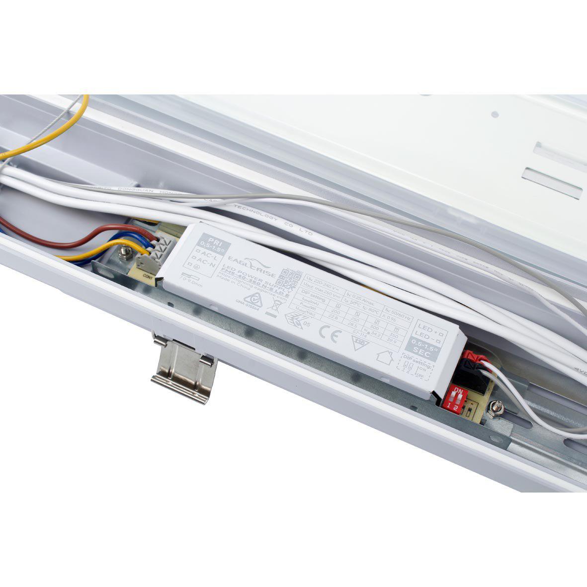 Sixtyfivey 4000K 120cm Grau Von Designlight - Die Leuchte bietet Flexibilit&auml;t und einfache Handhabung dank Funktionen wie:&nbsp;Einstellbare Leistung per DIP-Schalter zur bedarfsgerechten AnpassungDurchgangsanschluss f&uuml;r problemlose Kabeldurchf&uuml;hrungKabelhalterung im Lieferumfang enthaltenRobuste Konstruktion f&uuml;r DauerbetriebLichtstrom:23 W: 3224 lm29 W: 3950 lm34 W: 4726 lm40 W: 5800 lmIK08.