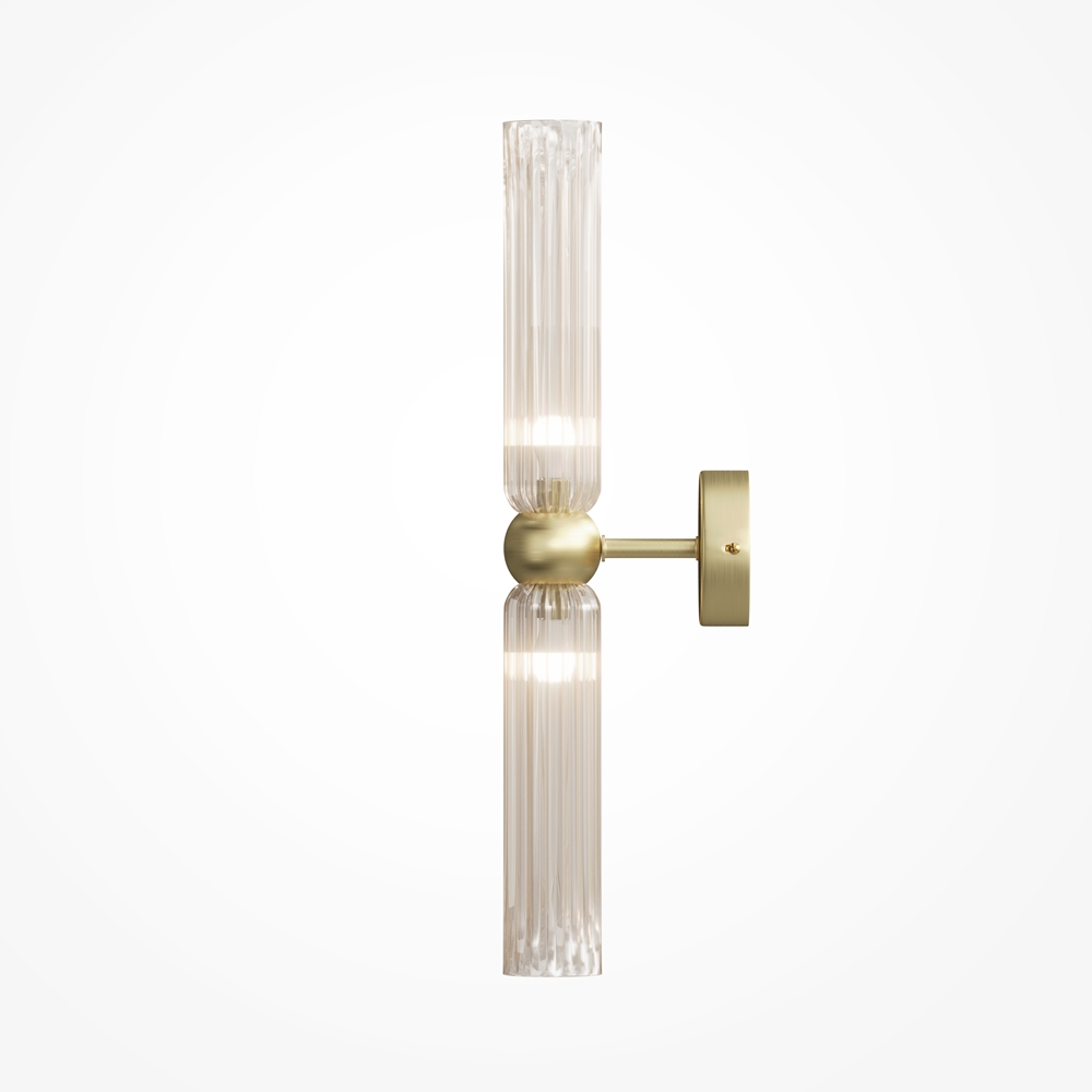 Antic 44cm Brandy wandlampe Von Maytoni - Die Doppelglasschirme aus cognacfarbenem Glas werden mit einer eleganten goldenen Fassung in Goldoptik kombiniert und schaffen so eine harmonische Balance zwischen modernem Design und klassischem Charme.