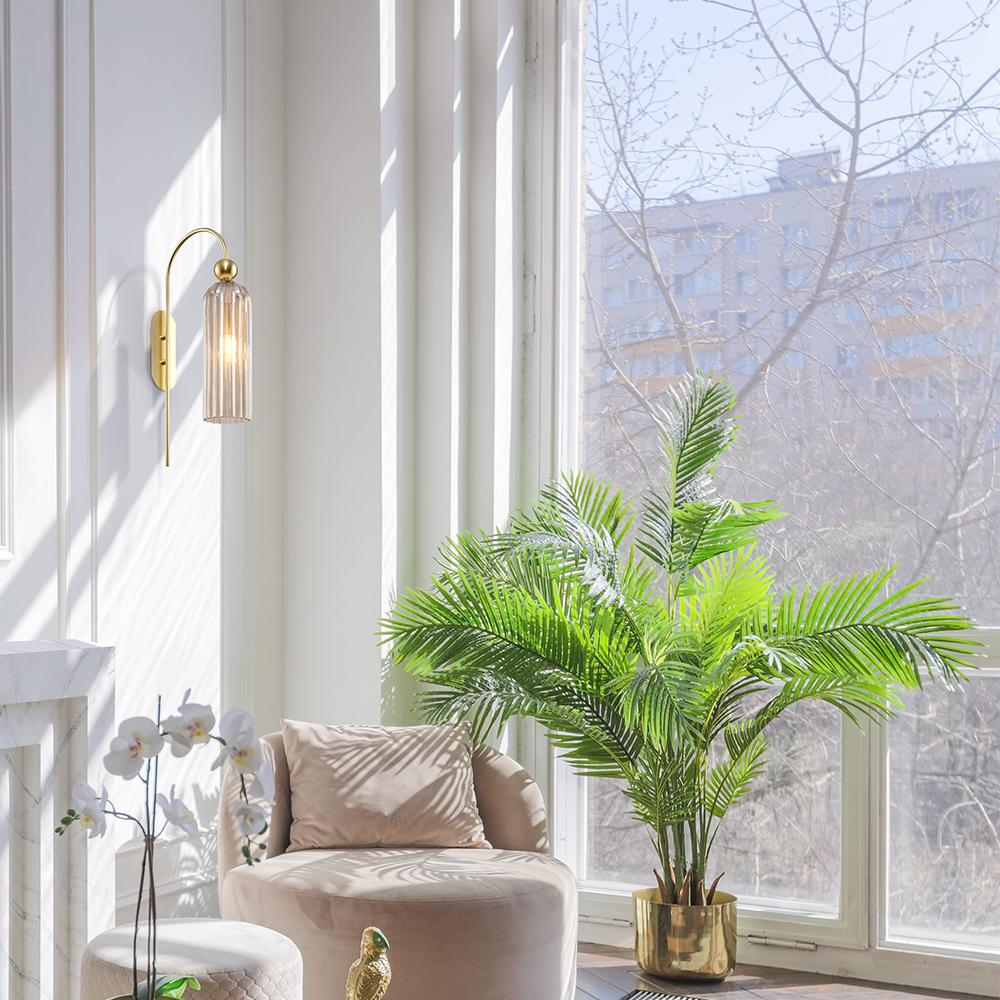 Antic 55cm Gold wandlampe Von Maytoni - Mit seiner raffinierten Bogenform und der einzigartigen Farbkombination ist es die perfekte Wahl für alle, die ihrem Zuhause ein zeitloses und elegantes Flair verleihen möchten.