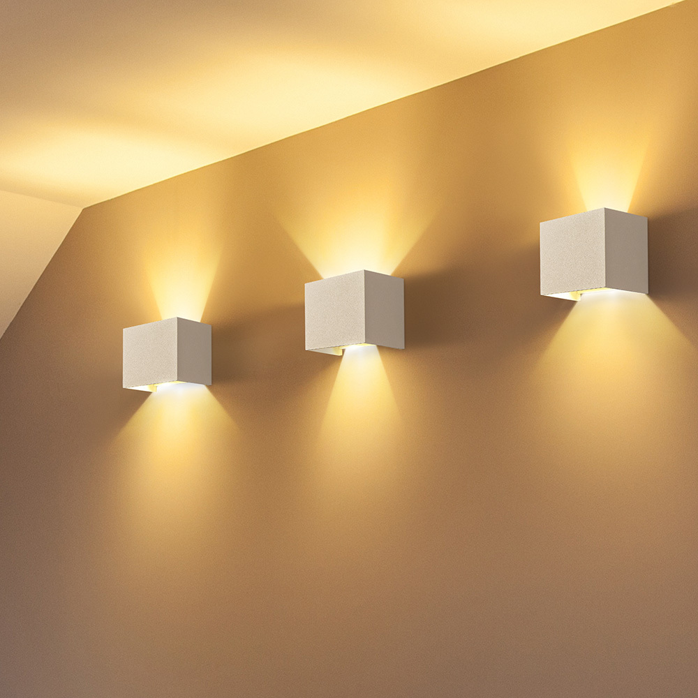 Fulton Weiß außenlampe Von Maytoni - Fulton ist eine ausgezeichnete Wahl für alle, die eine stilvolle und funktionale Beleuchtung suchen, die den Raum aufwertet, ohne ihn zu dominieren.