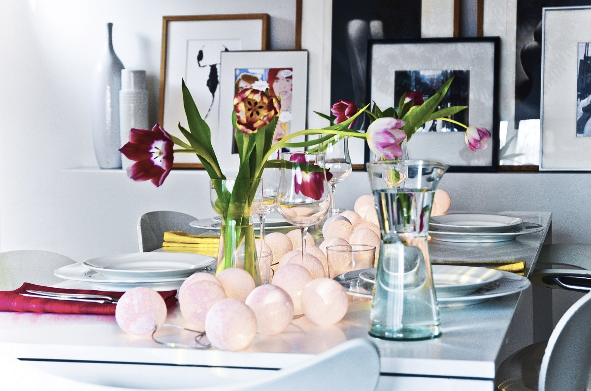 Irislights Pure white 20-lights Weiß Von Irislights - Die Lichterkette besteht aus handgefertigten Kugeln aus Baumwolle und Polyestergarn und strahlt beim Leuchten ein gem&uuml;tliches Licht aus.