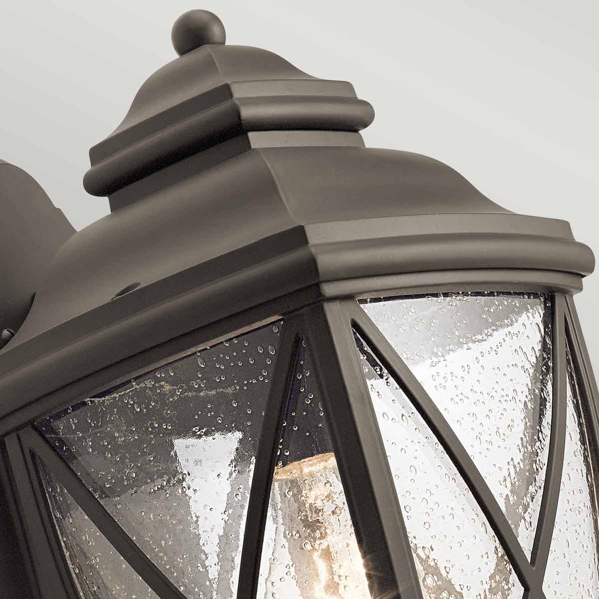Tangier Antike Bronze außenlampe Von Elstead Lighting - Die Lampe hat die Schutzart IP44 und ist somit langlebig und wetterfest.