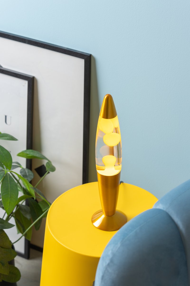 Rocket 35cm Gelb kinderlampe Von Leitmotiv - Die Raketen-Lavalampe ist ein verspieltes und auff&auml;lliges Deko-Element, das alle Blicke auf sich zieht.