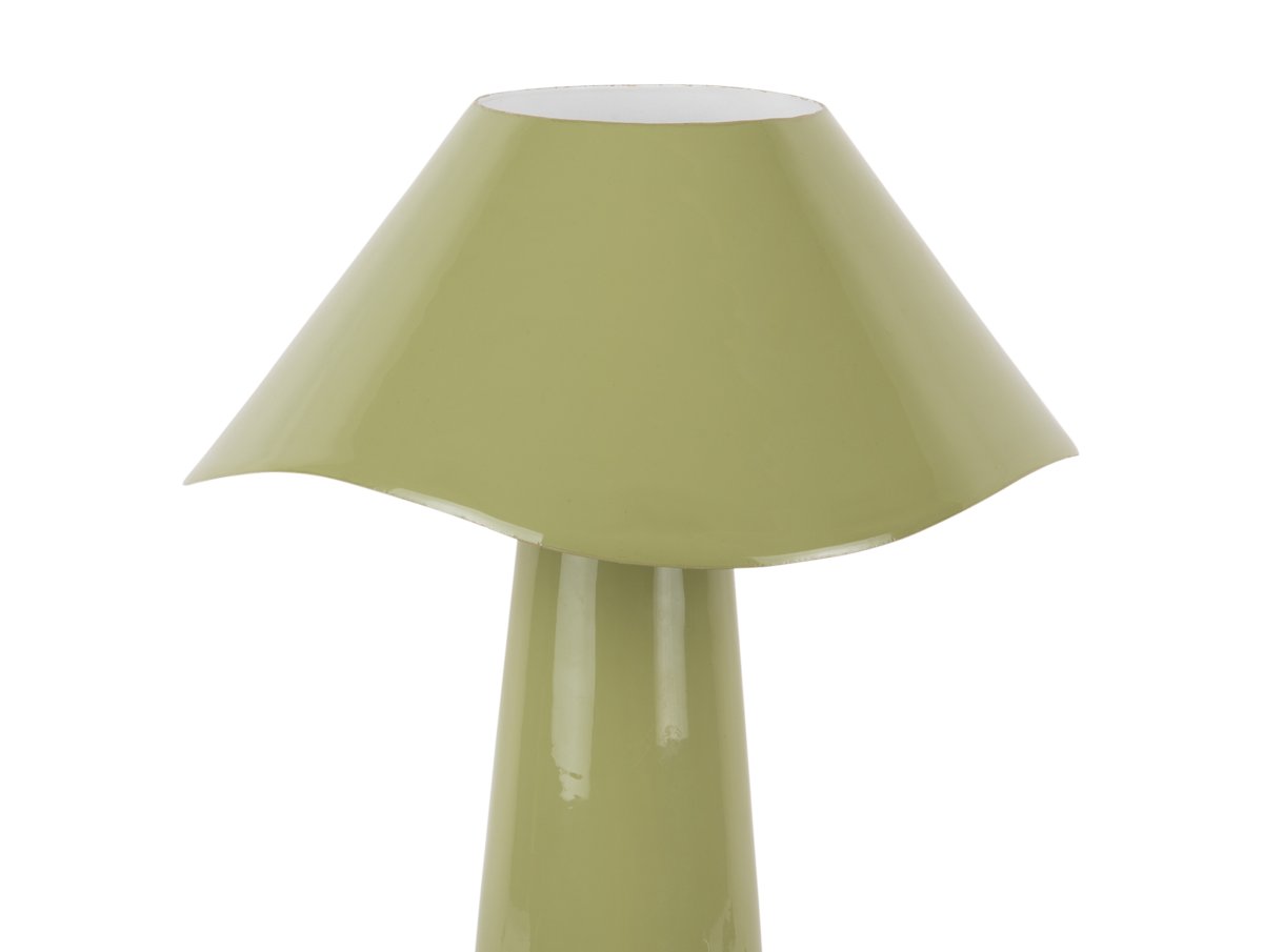 Ameno 33cm Grün tischlampe Von Leitmotiv - Ameno ist eine stilvolle Tischleuchte aus Metall mit einer gl&auml;nzend gr&uuml;nen Oberfl&auml;che, die eine sanfte und harmonische Ausstrahlung verleiht.