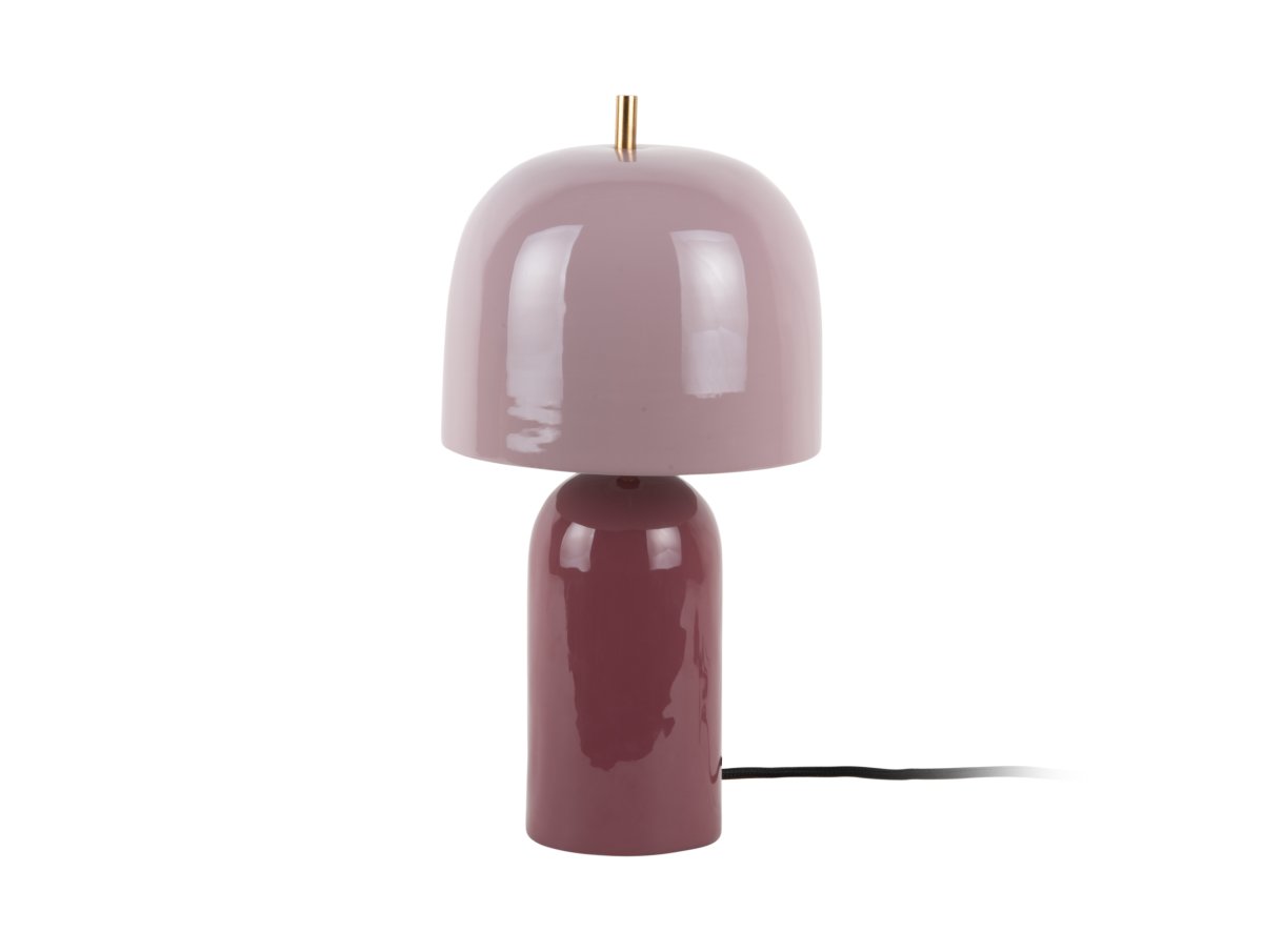 Rico 43cm Lila tischlampe Von Leitmotiv - Der bordeauxrote Lampenfuß harmoniert perfekt mit dem helleren, lavendelfarbenen Schirm und erzeugt so einen sanften und modernen Kontrast.