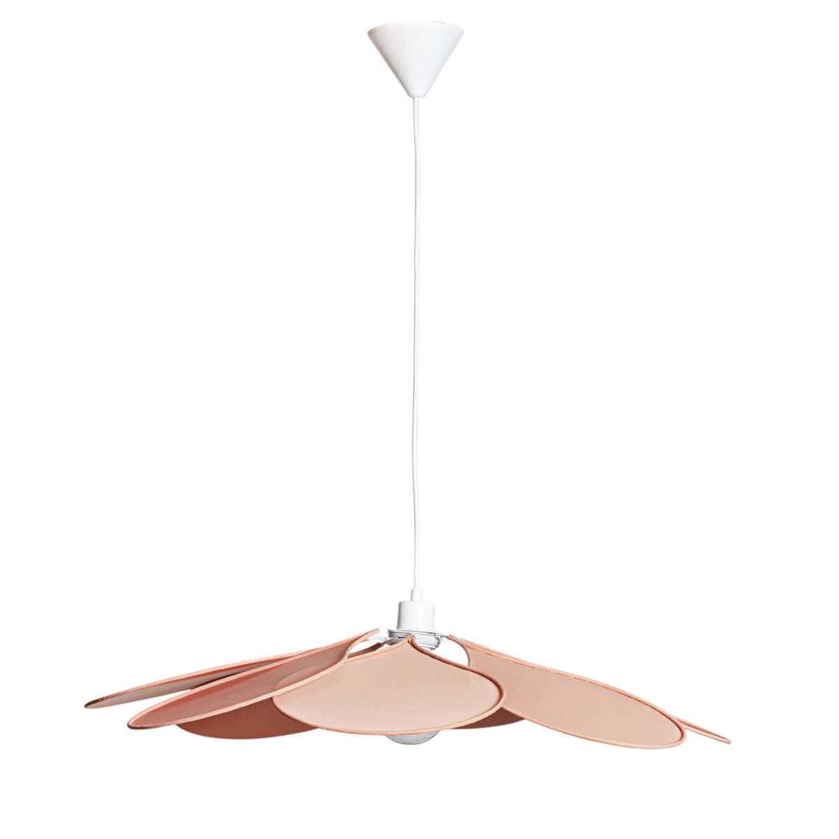 Magnolia Ø80 Rosa hängelampe Von Cottex - Die Lampe besteht aus einem Metallrahmen und sanft geschwungenen, mit rosa Stoff bezogenen Bl&auml;ttern, die eine sch&ouml;ne und luftige Silhouette erzeugen.