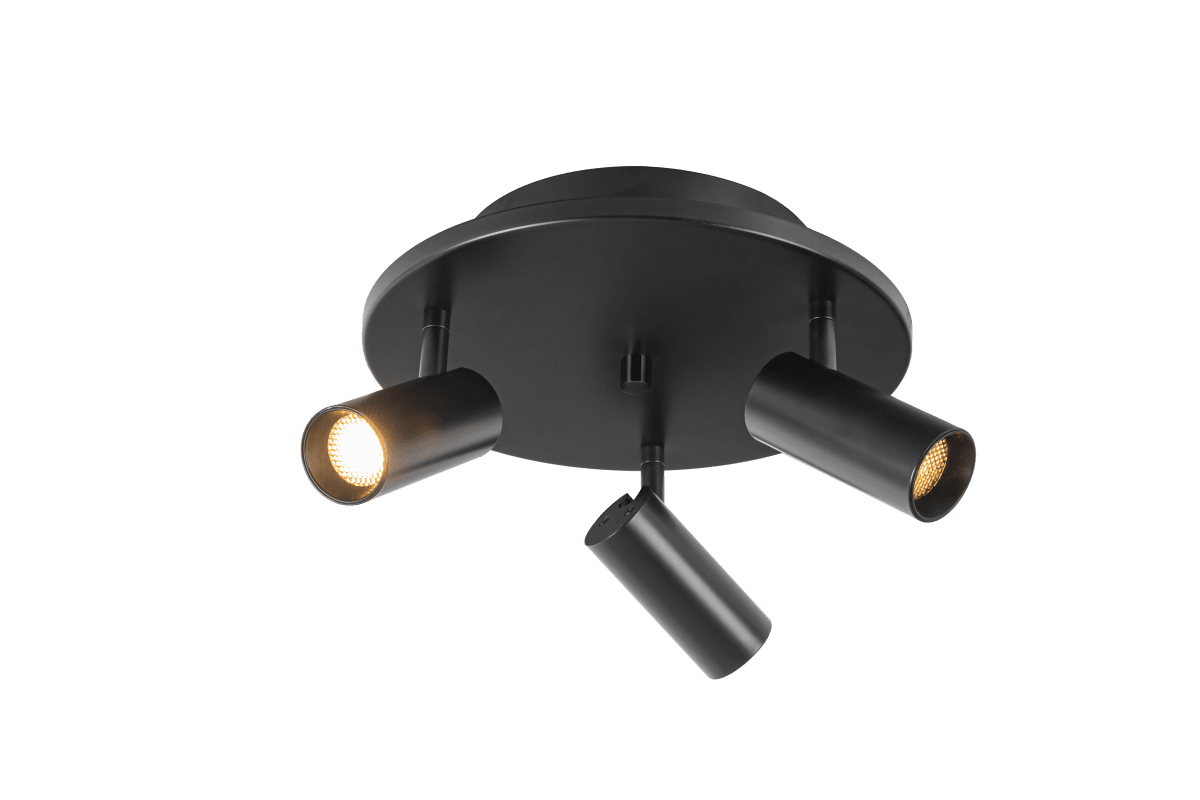 Concord 3 Schwarz spotlight Von Aneta Lighting - Concord ist ein stilvoller und praktischer blendfreier Deckenstrahler aus matt lackiertem Metall, der perfekt in die meisten Wohnungen passt.