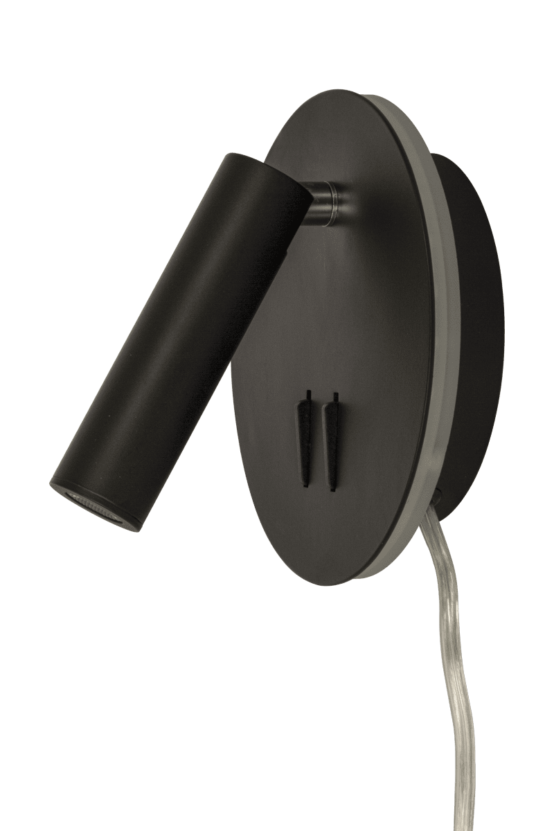 Ace Schwarz leselampe Von Aneta Lighting - Die Lampe verf&uuml;gt &uuml;ber ein Leselicht mit verstellbarem Kopf sowie eine indirekte Beleuchtung, die die Wand um die Lampe herum beleuchtet.