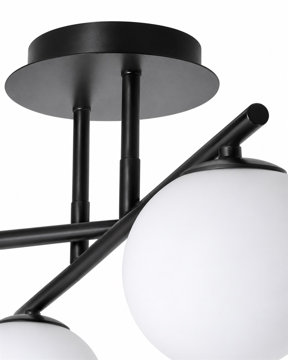 Globi 4 Ø65 Schwarzweiß deckenleuchte Von Nordic Lighting - Globi 4 ist eine moderne Deckenleuchte, die stilvolles Design und ein sanftes, angenehmes Licht bietet.