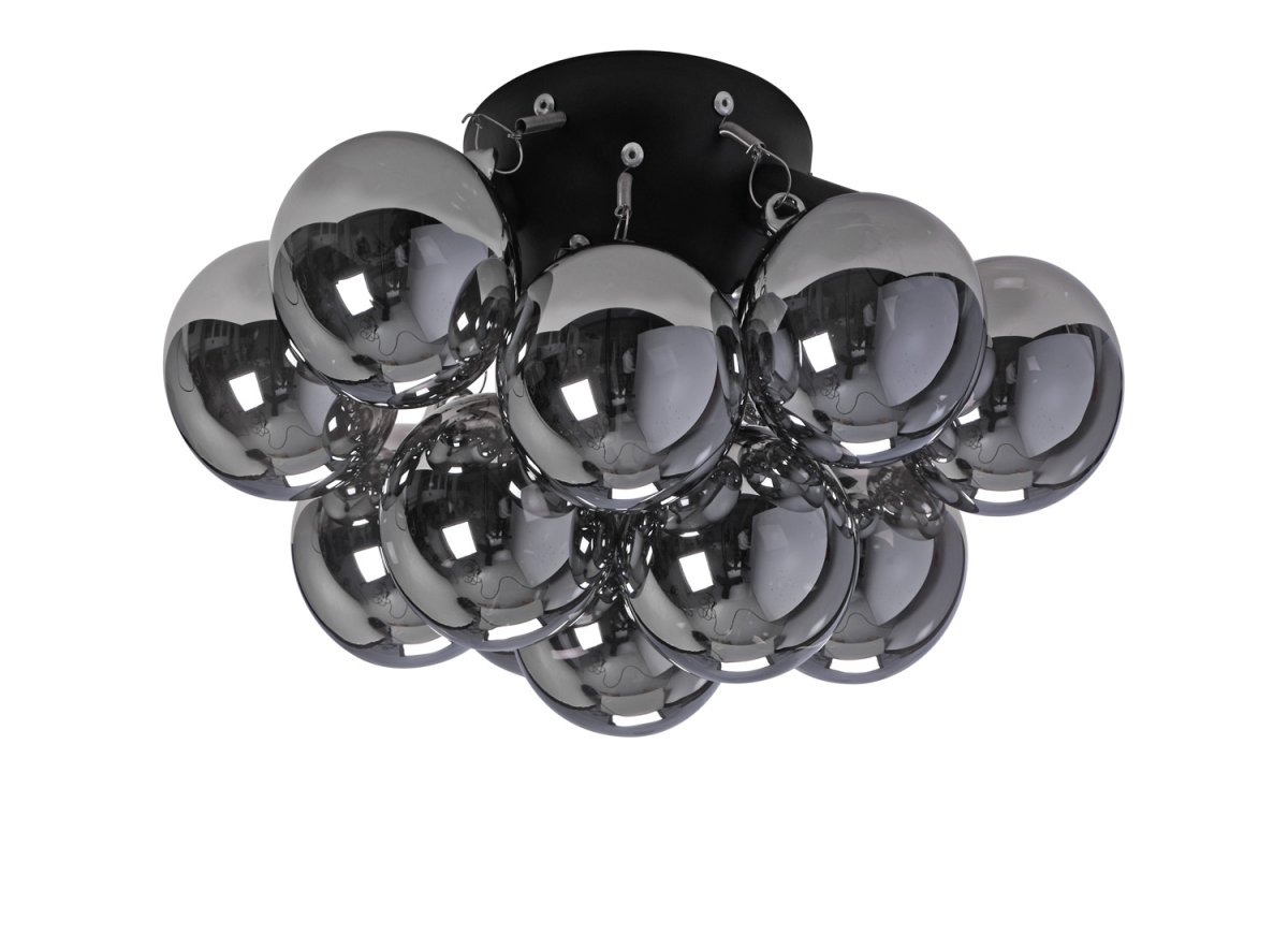 Monaco Ø30 Rauchfarben deckenleuchte Von Lampan - Es ist aus allen Blickwinkeln gleichermaßen schön und eignet sich daher ideal für eine zentrale Platzierung im Raum, wo es besonders hervorsticht und zum Blickfang wird.