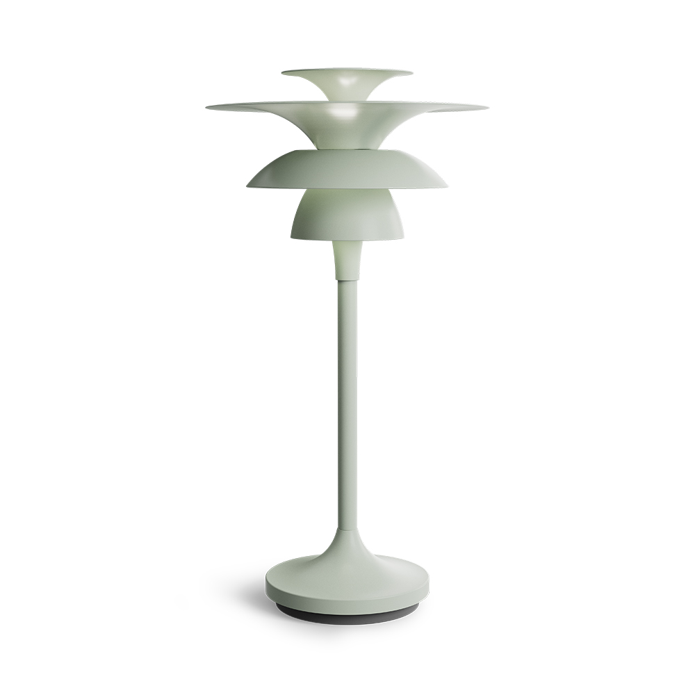 Picasso 35cm Weicher Salbei tischlampe Von Belid - Die Farben harmonieren sehr gut mit nat&uuml;rlichen Einrichtungsstilen, aber auch mit eher grafischen Einrichtungsstilen, bei denen die Innendetails eher dezent wirken sollen.