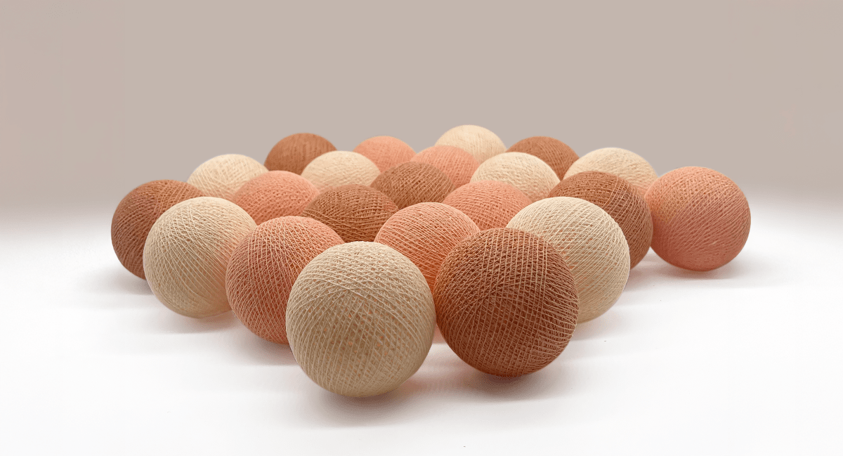 Irislights Peach 20-lights Pfirsich Von Irislights - Schaffen Sie mit dieser Lichterkette von Irislights in drei verschiedenen Rosat&ouml;nen eine gem&uuml;tliche und dekorative Atmosph&auml;re.