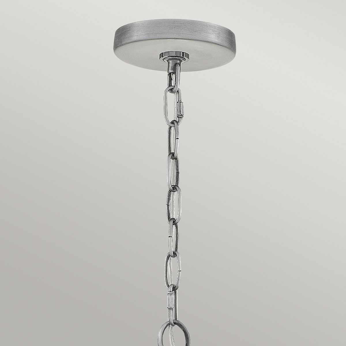 Booker 28cm Aluminium Von Elstead Lighting - Booker &auml;r en stilfull och robust takpendel med en design inspirerad av klassiska marina lanternor.