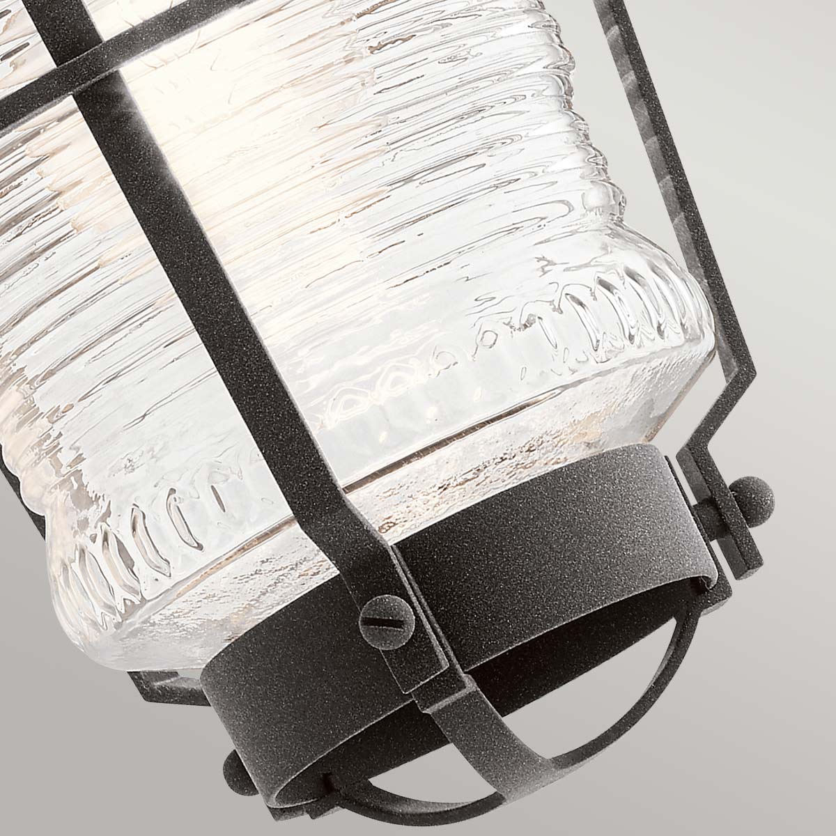Chance Harbor 37cm Zink außenlampe Von Elstead Lighting - Chance Harbor &auml;r en klassisk och robust fasadlampa med en design inspirerad av maritim stil.