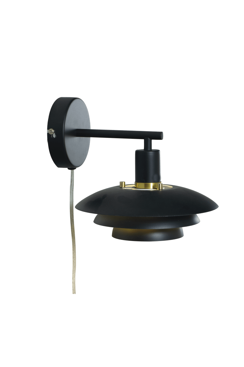 Epsilon 24cm Schwarz wandlampe Von Aneta Lighting - Die Wandleuchte Epsilon im klassischen Design mit modernem Ausdruck verf&uuml;gt &uuml;ber einen dreiteiligen Metallschirm, der das Licht angenehm verteilt und Blendung vorbeugt.