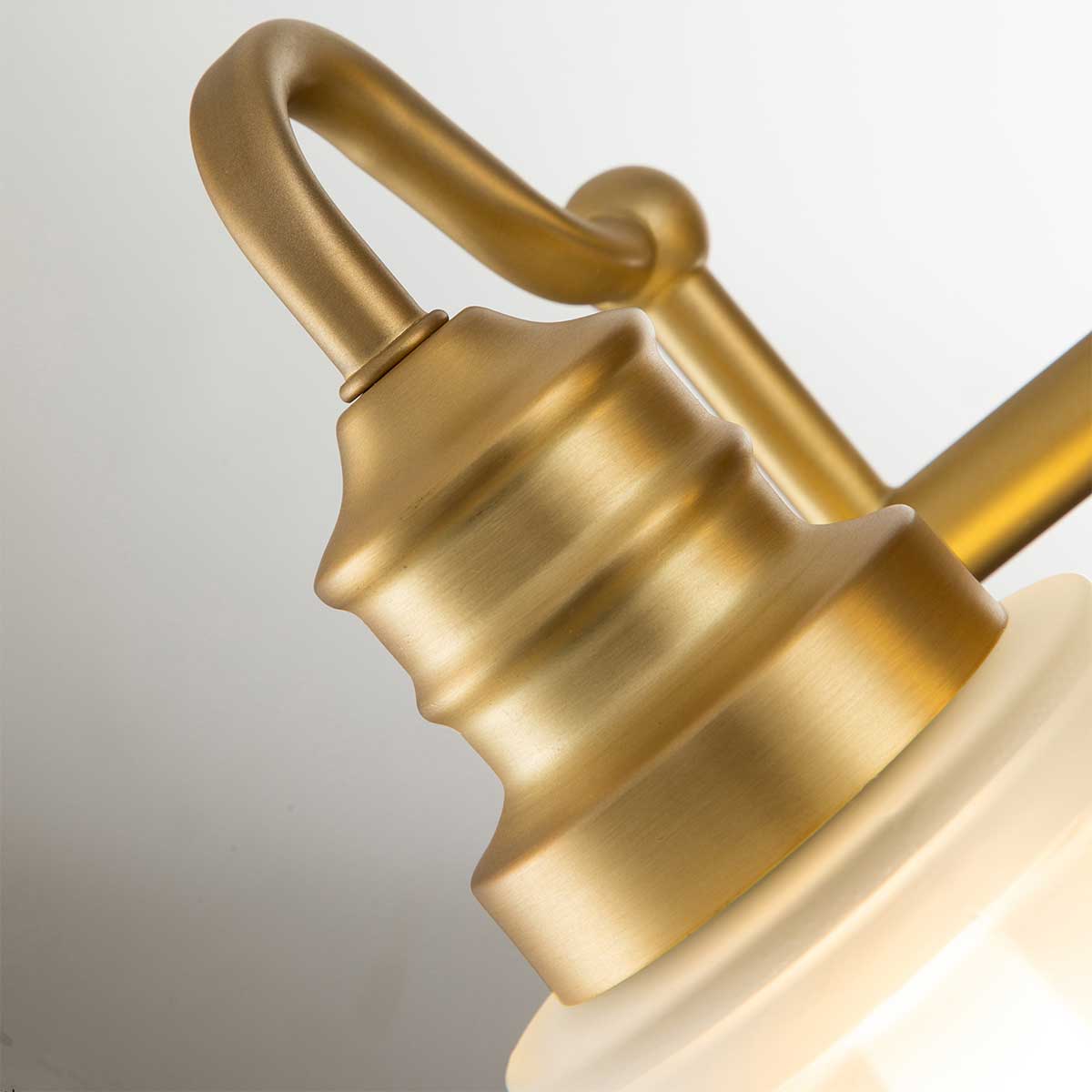 Swell 36cm Gebürstetes Messing badezimmerlampe Von Elstead Lighting - Die Swell-Wandleuchte aus geb&uuml;rstetem Messing ist ein stilvoller amerikanischer Klassiker aus Stahl mit Milchglas.