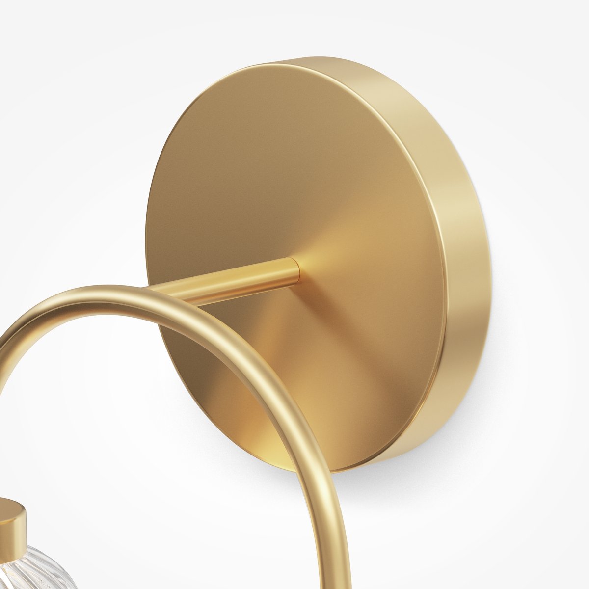 Amulet 60cm Gold wandlampe Von Maytoni - Die einzigartige geschwungene Form der Lampe sorgt für ein angenehmes Licht, das die Atmosphäre in jedem Raum aufhellt und sich perfekt für Flure und Wohnzimmer eignet.