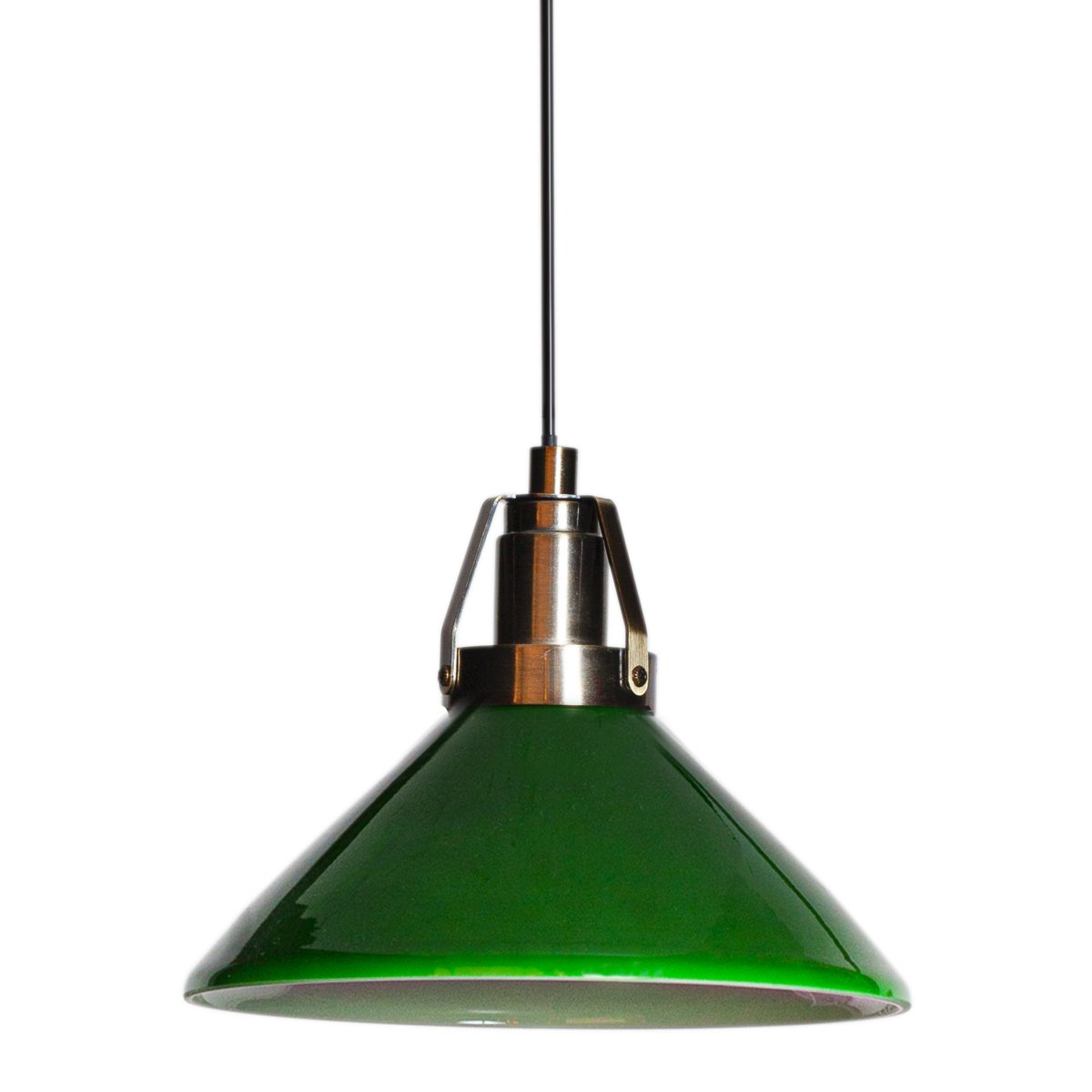 Schusterlampe Ø20 Grün fensterlampe Von Cottex - Die Shoemaker Fensterleuchte mit gr&uuml;nem mundgeblasenem Glas und antiken Messingdetails ist eine klassische Leuchte, die Ihrem Zuhause zeitlosen Charme verleiht.
