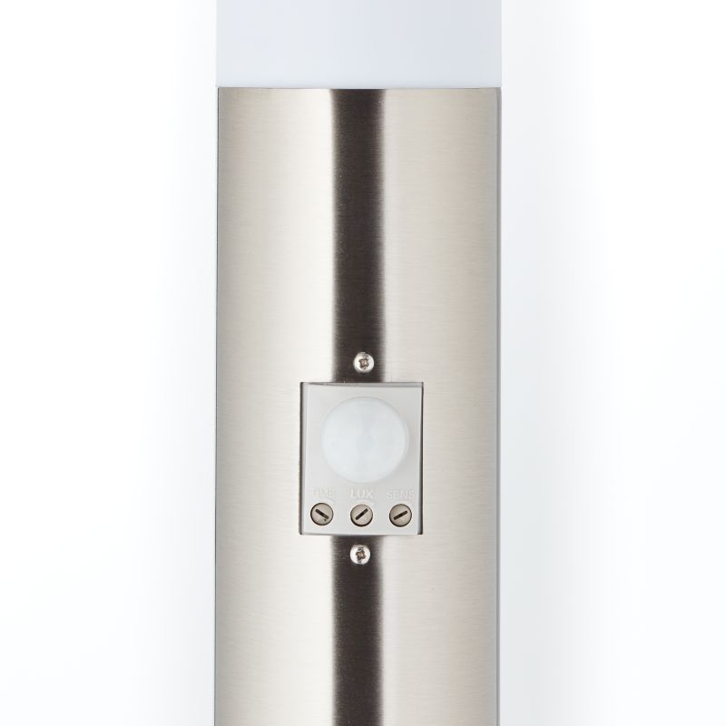 Chorus 45cm Stahl pollarleuchten Von Brilliant - Auch die Entfernung, bis zu 8 m, aus der die Lampe auf Bewegung reagieren soll, lässt sich einstellen.