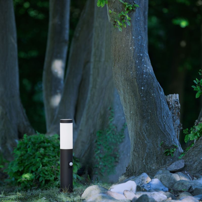 Dody 45cm Schwarz pollarleuchten Von Brilliant - Dody ist eine stilvolle Pollerleuchte, die sich perfekt für Einfahrten, Gehwege und Terrassen eignet.